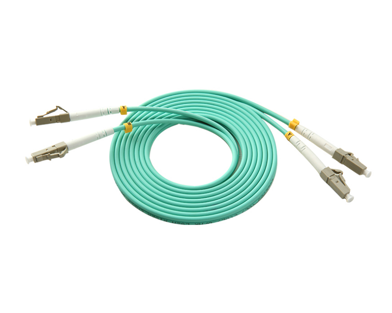 Optički patch kabl OM3/UPC/DX LC-LC /5M