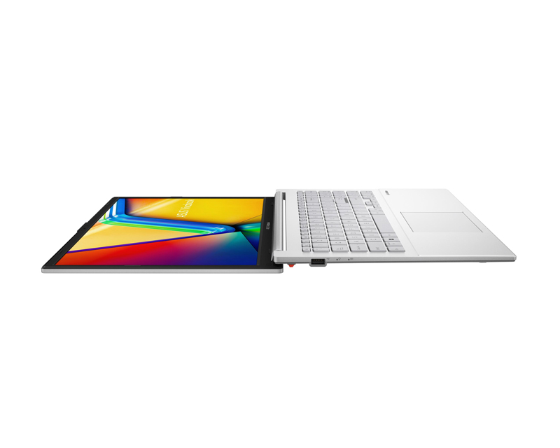 Vivobook Go 15 E1504FA-BQA2865 (15.6 inča FHD, Ryzen 3 30, 8GB, SSD 512GB) laptop