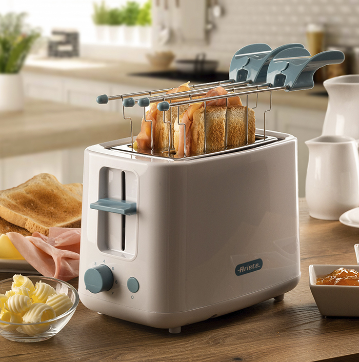 Ariete QUBI, Toster, belo/plavi (157), za 2 parceta, 640-760W