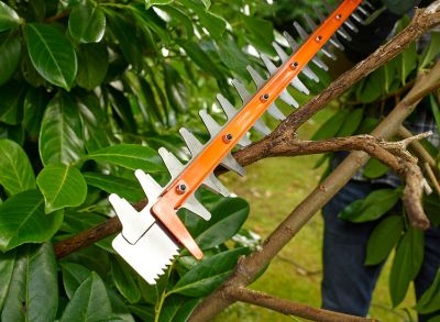 Black + Decker Makaze za živu ogradu BEHTS501