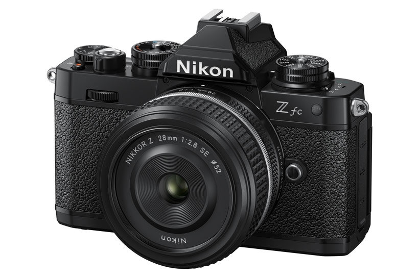 NIKON fotoaparat Zfc crni + 28 f/2.8 SE