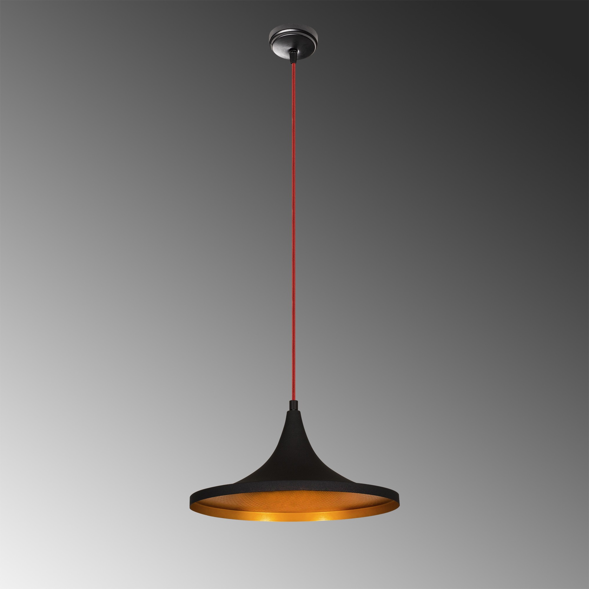 Luster Elmas - 3531 Crna, Crvena