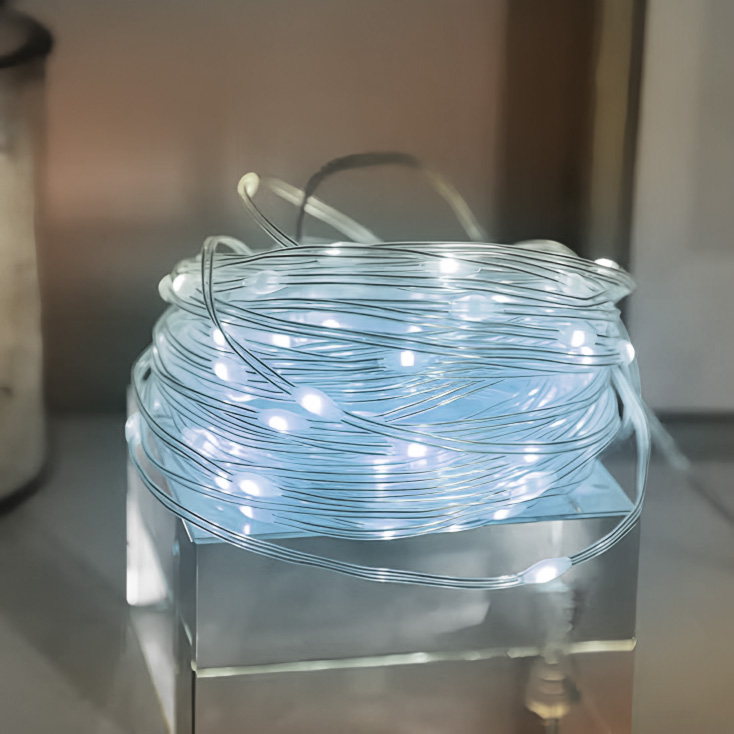 Svetleći niz sa 1000 hladno belih LED dioda 70m