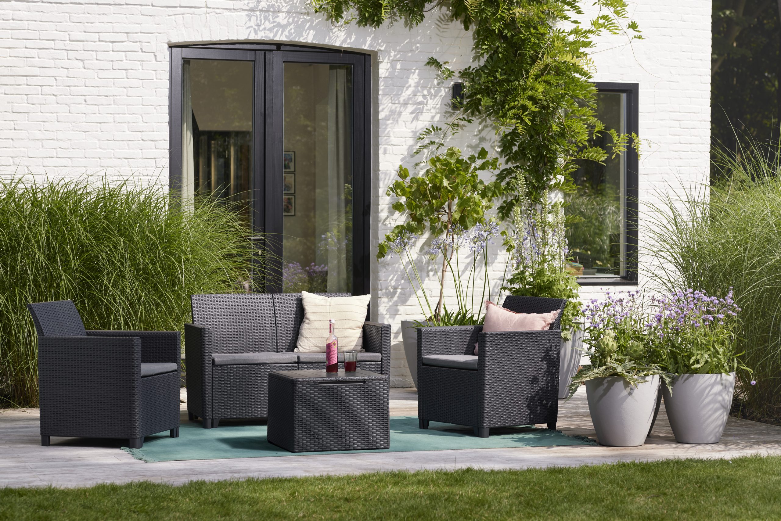 Baštenska garnitura Claire 2 seater sa box stolom, grafit