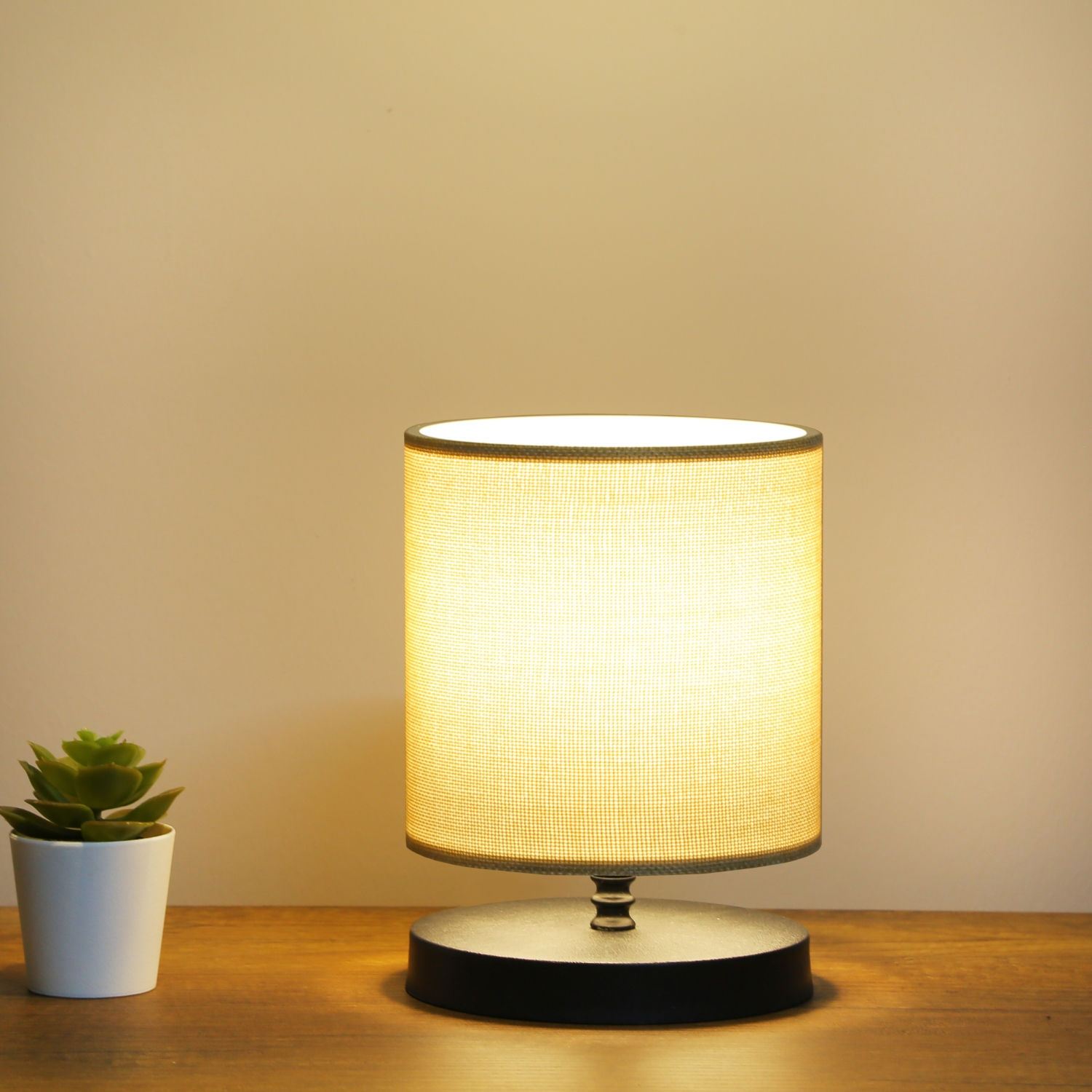 Stona lampa AYD - 3241 Peščano bež