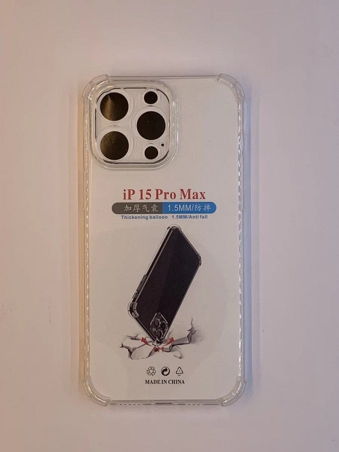 iPhone 15 Pro Max transparent sa ojačanim ivicama