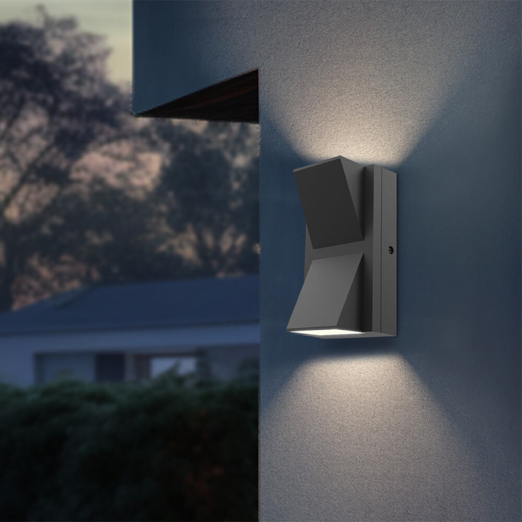 BRAYTRON LED lampa 2x6W, promenljiva boja svetla