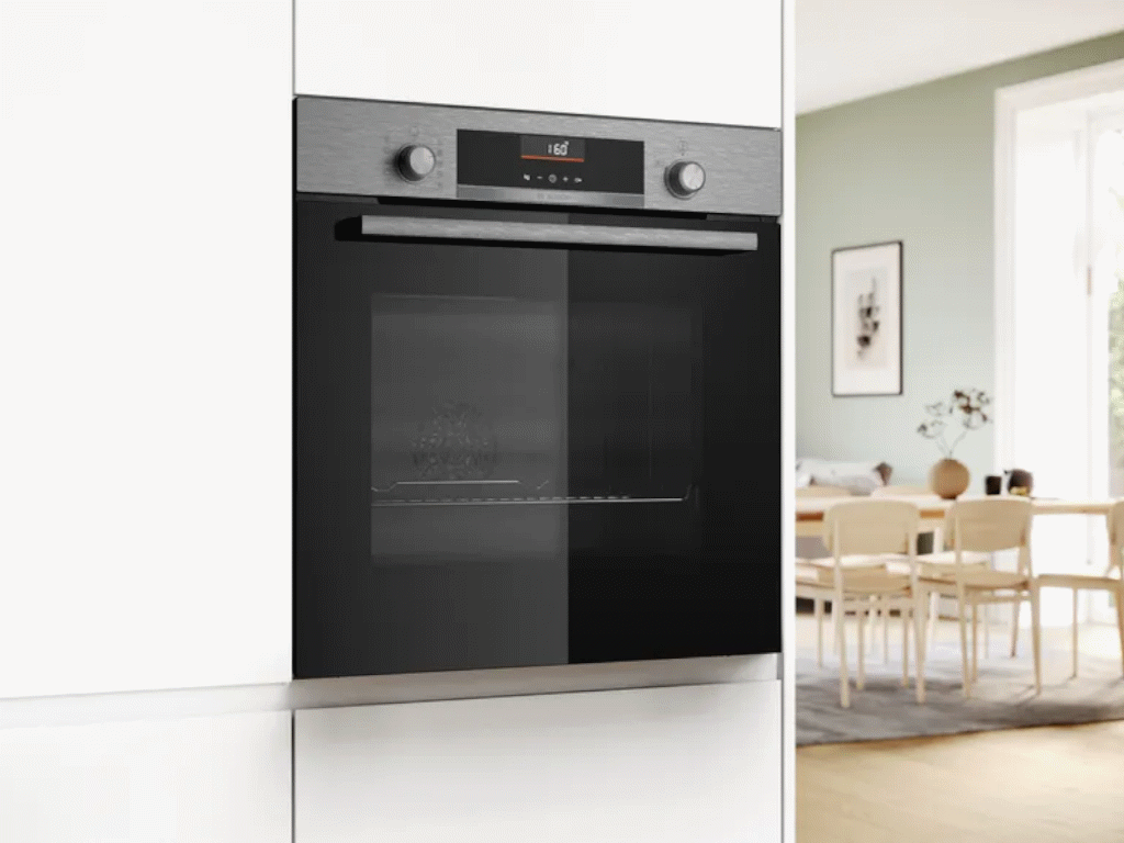 Ugradna rerna BOSCH HBG536ES3/Serija 6/71L/crna